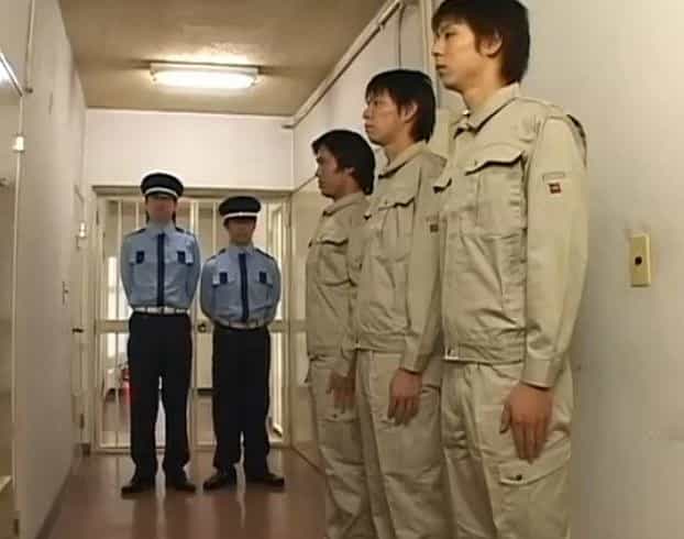 【ゲイ動画OM】ここは刑務所…自慰バレした受刑者がお仕置きされる！